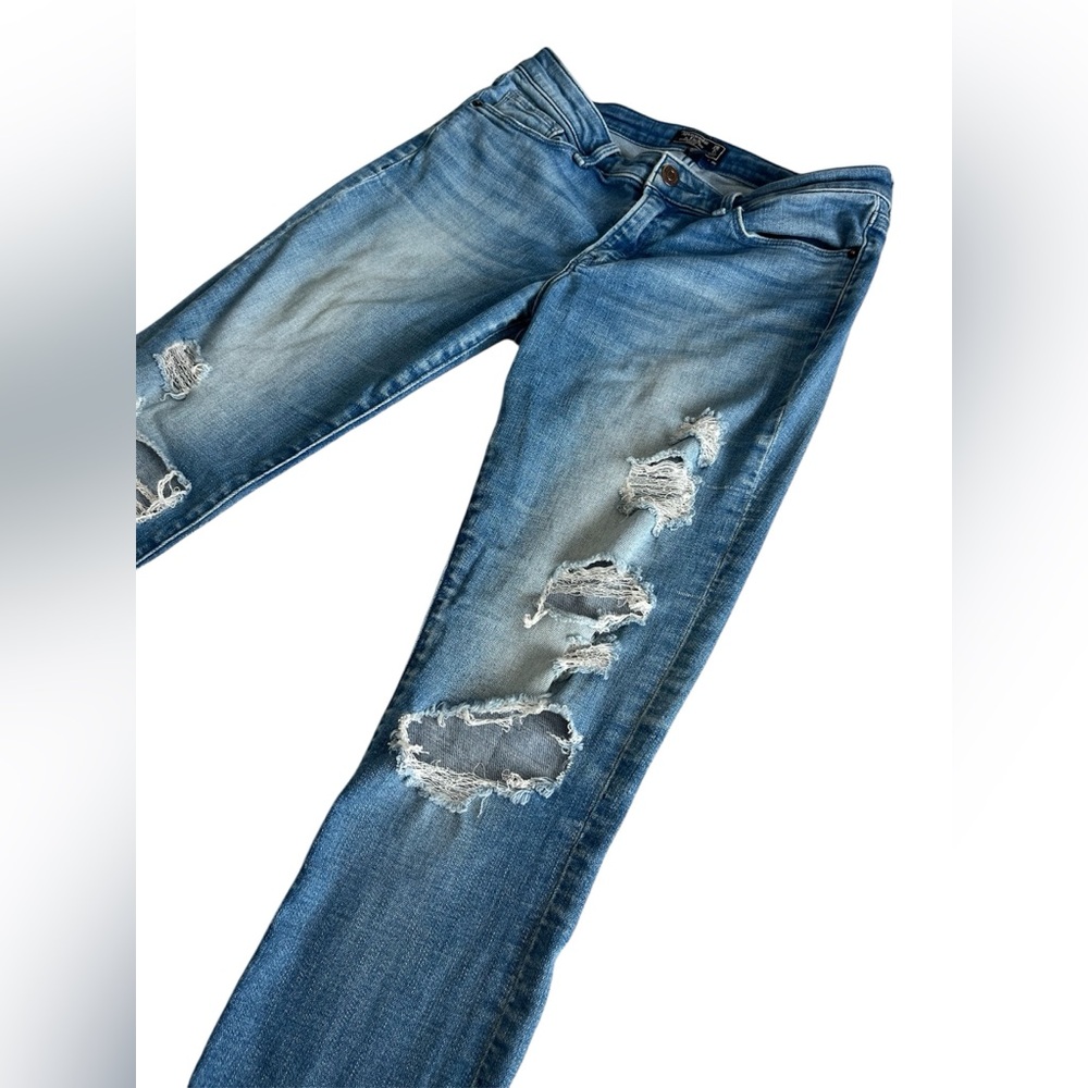 Navy Abercrombie and Fitch Harper Low Rise Ankle Women’s Distressed Jeans